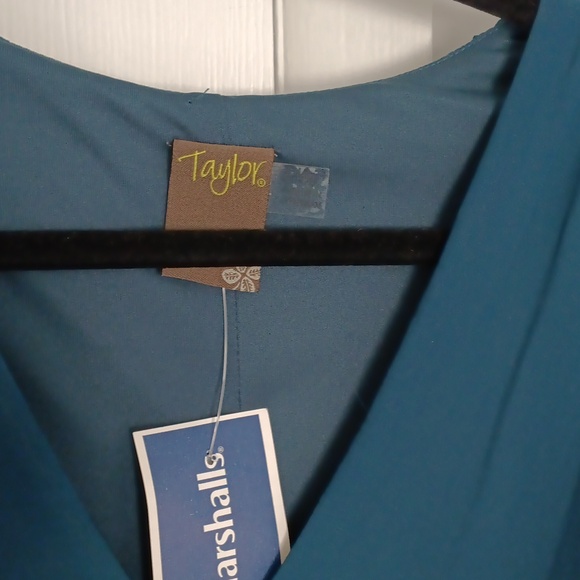 NWT Adorable Taylor Teal Vneck Pleated Midi Dress - Picture 2 of 4